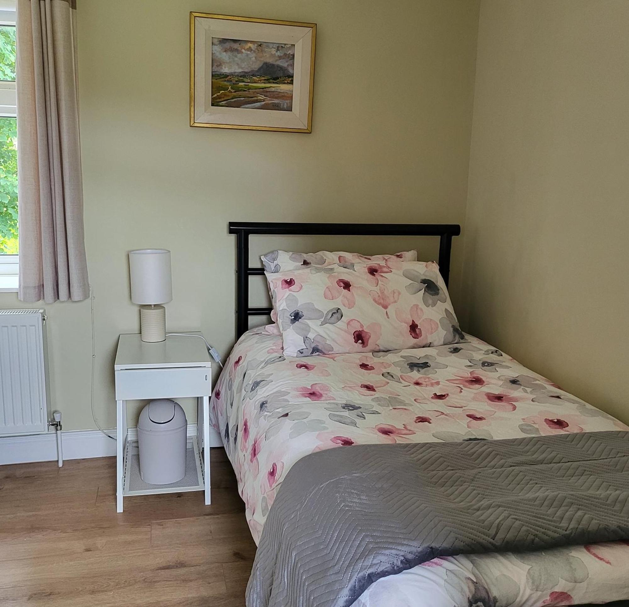 Dungloe Lakeside Lodging Appartement Buitenkant foto